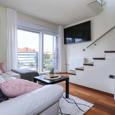 Apartment Elena *